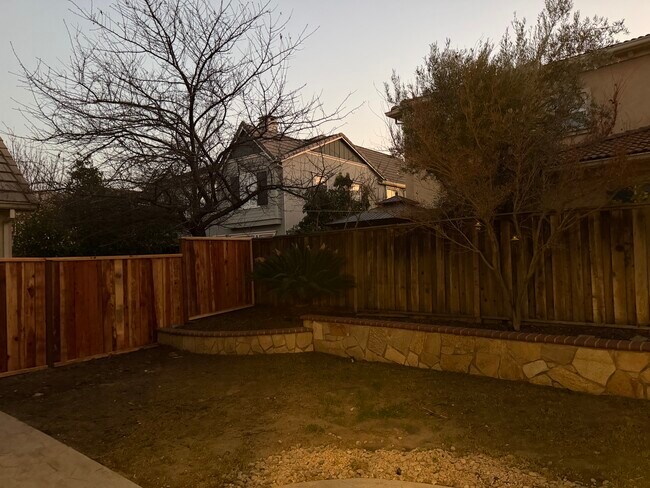 Foto del edificio - 252 W Terraza Way