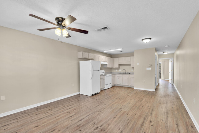 Foto del edificio - 771 Rockport Ct
