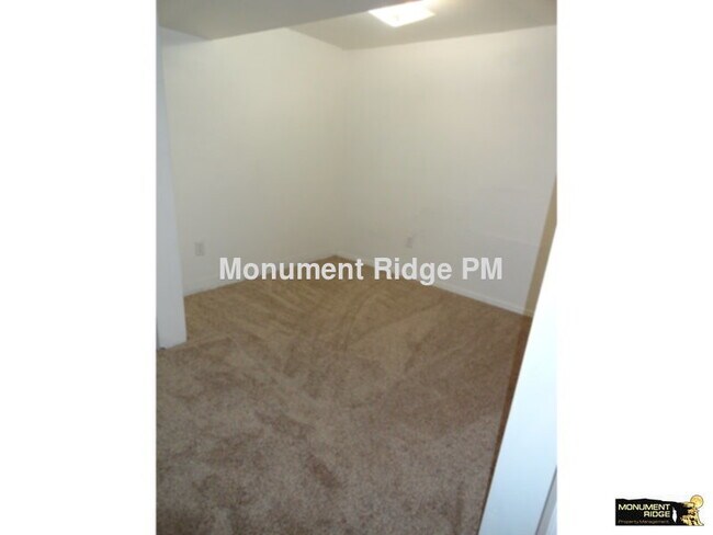 Building Photo - Available Now!  Downtown Grand Junction Ba...