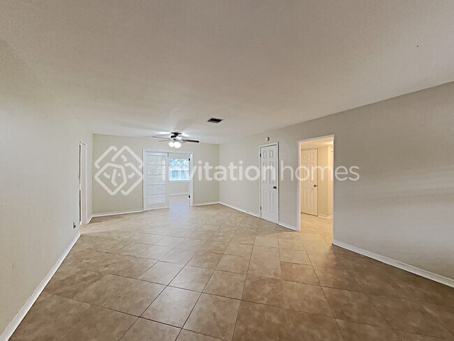 Building Photo - 740 Baltimore Dr