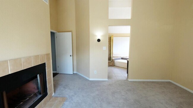 Building Photo - 1203 Beckwood Cir