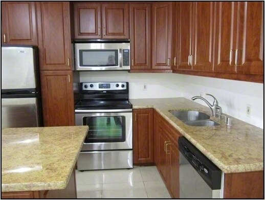 Foto principal - 11722 Kiowa Ave