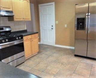 Eat-In Kitchen View 1 - 46 Garden Pl