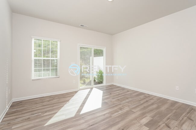 Foto del edificio - 1949 Autumn Mist Dr