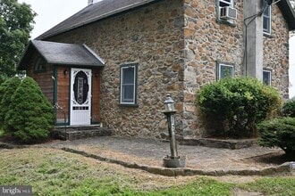 Building Photo - 2420 Urffers Rd