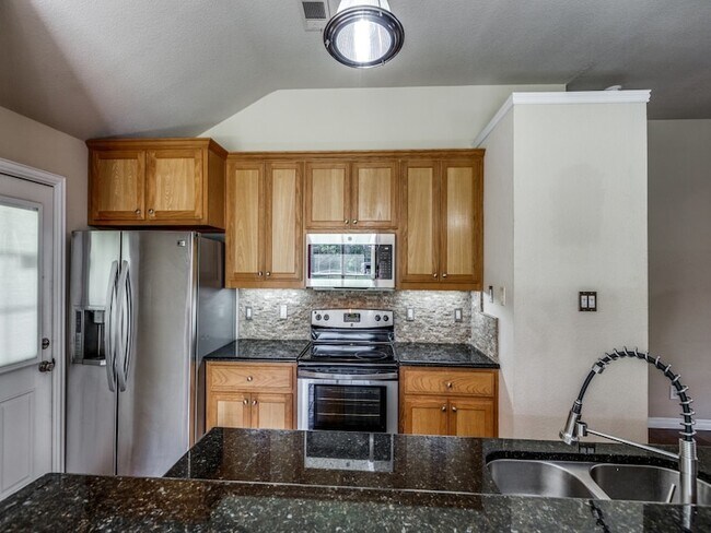 Foto del edificio - 416 Scott Ln