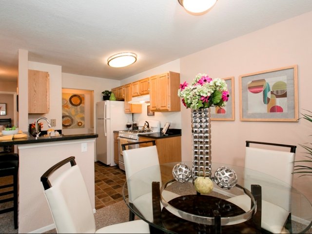 Brooke Commons Apartments Orlando Fl Dining Area Brooke Commons
