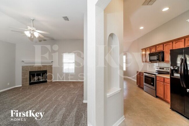 Building Photo - 4000 Whisper Ridge