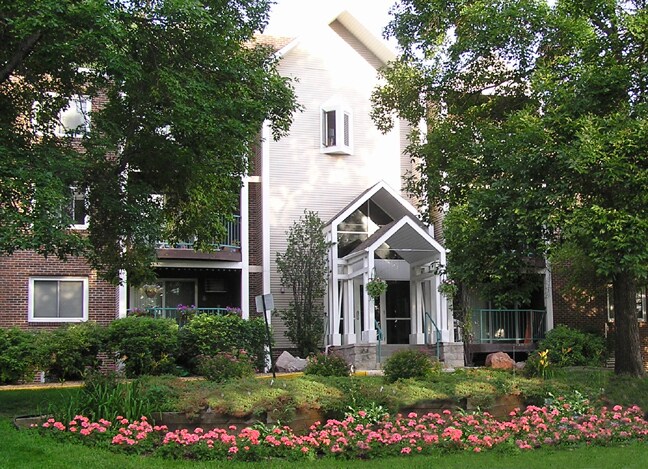 Foto del edificio - Dale Terrace