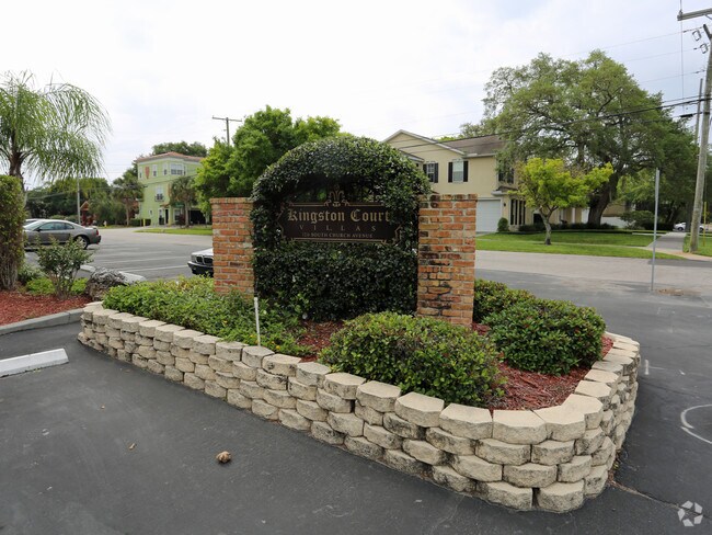 Foto del edificio - Kingston Court Apartments
