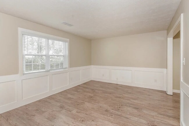 Building Photo - 1544 Haynes Ct SW