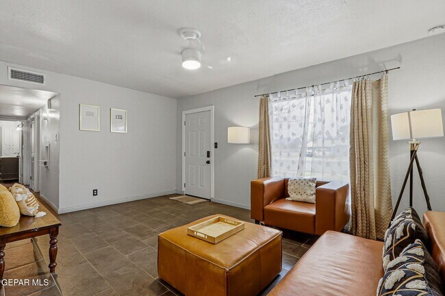 Foto del edificio - 5912 Delta Dr