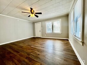Building Photo - 1422 Greenwood Ave
