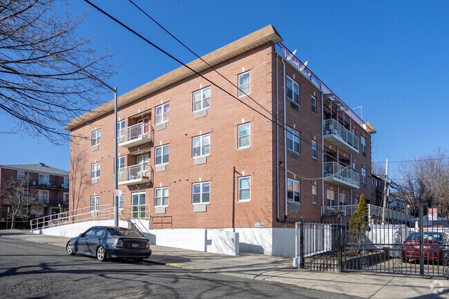 Building Photo - 36-41 169th St
