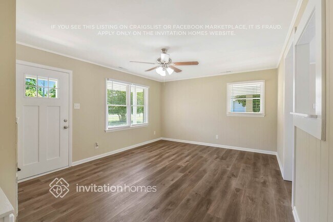 Foto del edificio - 21841 Torrence Chapel Rd