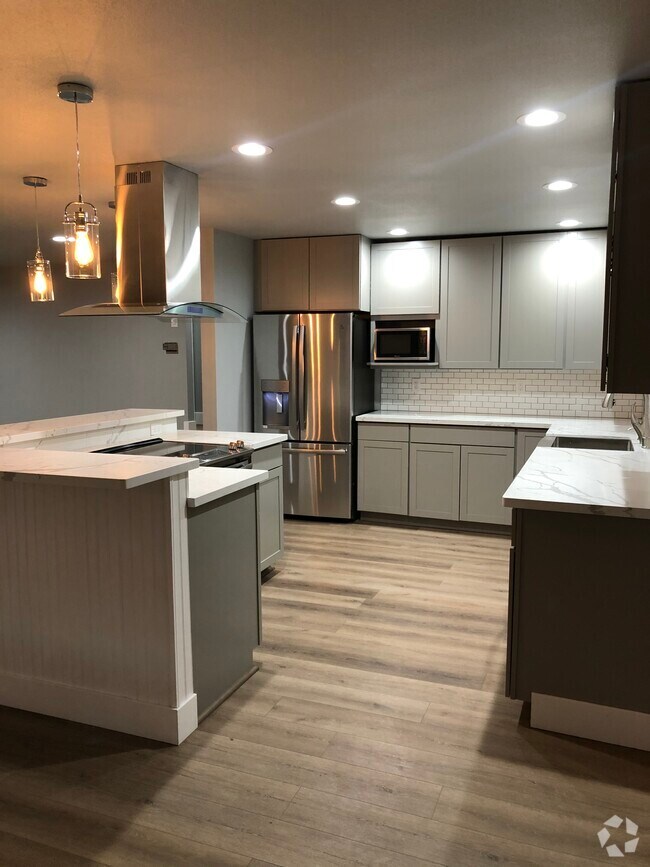 209 Wright Ln, Lakeport, CA 95453 Townhome Rentals in Lakeport CA