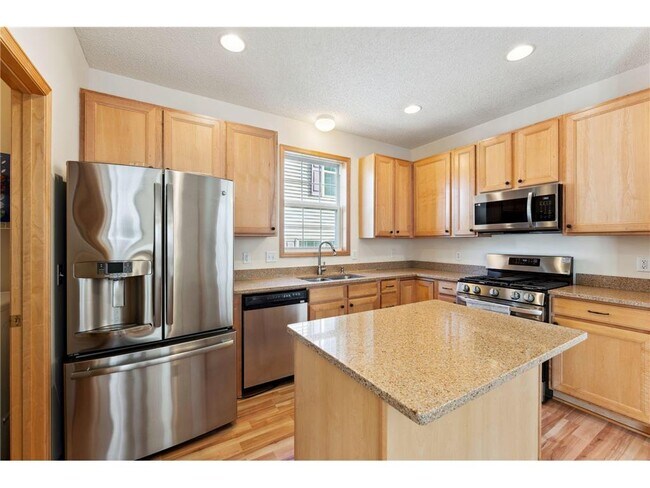 Foto del edificio - 9902 Switch Grass Ln