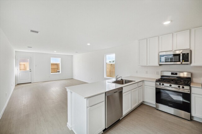 Foto del edificio - 18246 Via Aurelia Dr