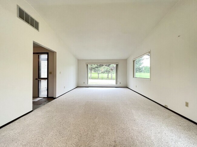 Foto del edificio - 812 N Eagle Hills Way