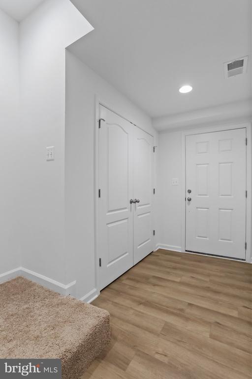 Foto del edificio - 43 Andover Ct