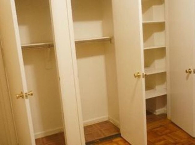 Foto del edificio - 270 Lenox Rd