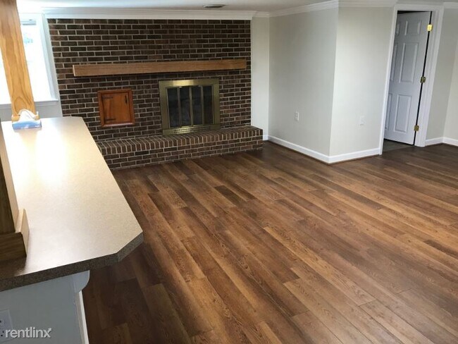 Foto del edificio - 3 br, 2.5 bath House - 140 Pipers Gap Road