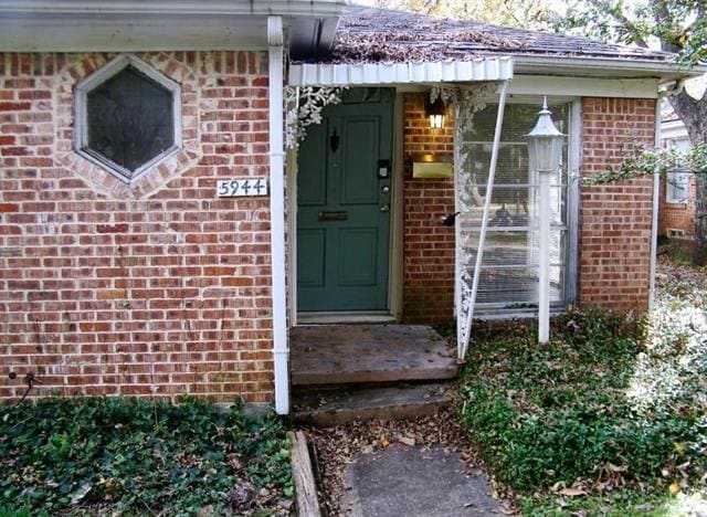 Building Photo - 5944 Marquita Ave