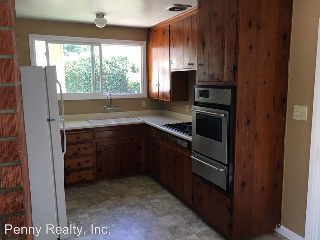 Building Photo - 3 br, 2 bath House - 4774 Appleton Street