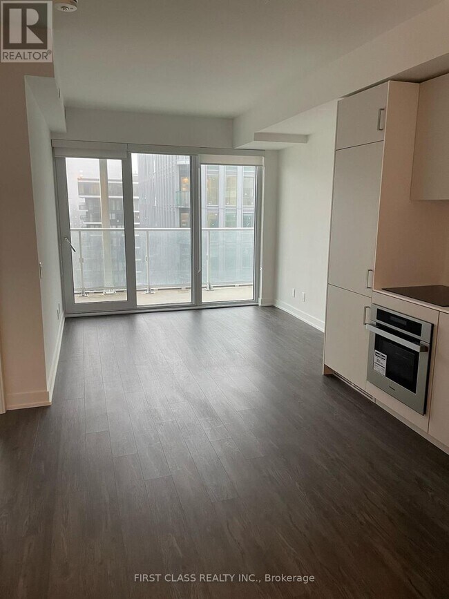 Photo du bâtiment - 88 Queen St E