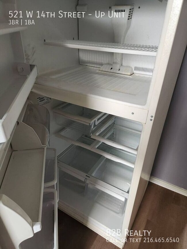 Building Photo - 521 W 14th St