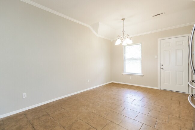 Foto del edificio - 5725 Trammel Estates Dr