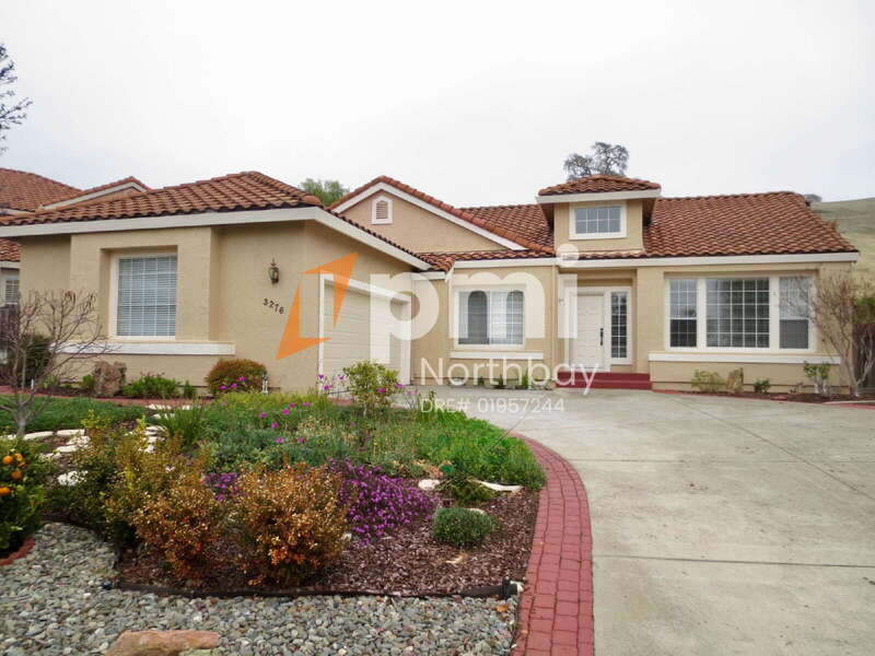 Foto principal - 3276 Formby Ln