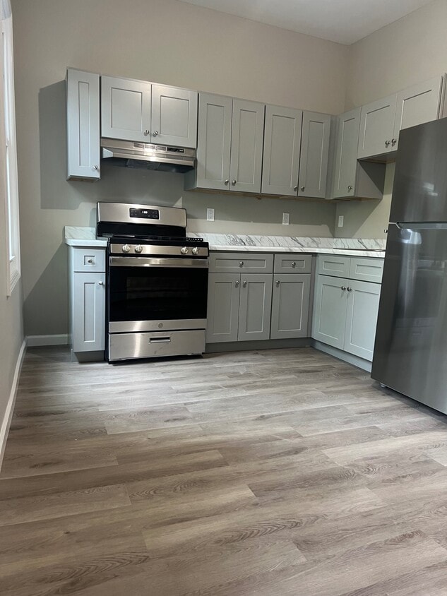 Foto principal - 115 Stanley Ave