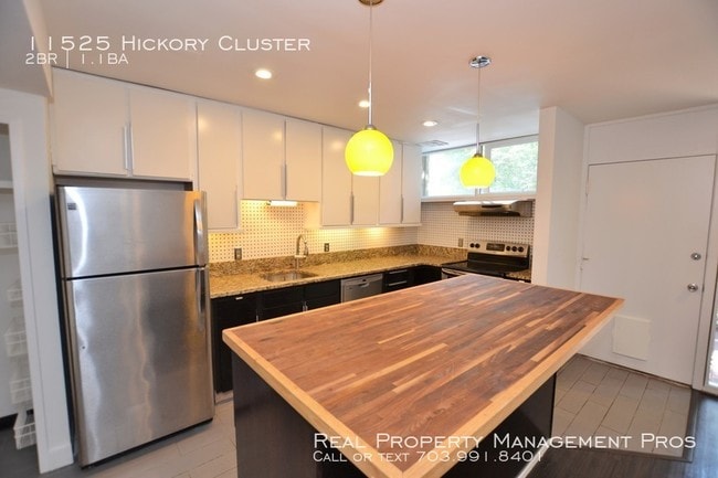 Building Photo - 11525 Hickory Cluster