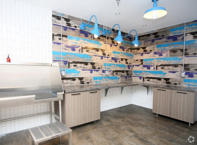 Interior Photo - 225 N Calvert