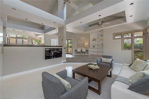 Building Photo - 657 Bridgeway Ln
