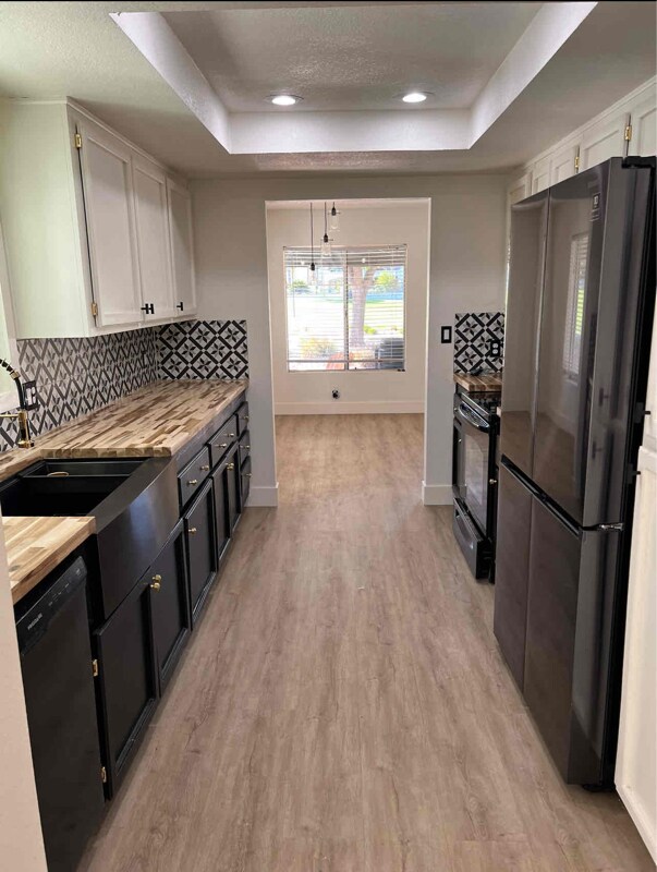 Foto principal - 23235 Canyon Lake Dr S