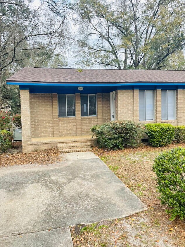 Foto principal - Cute cottage type duplex near Munson Slough