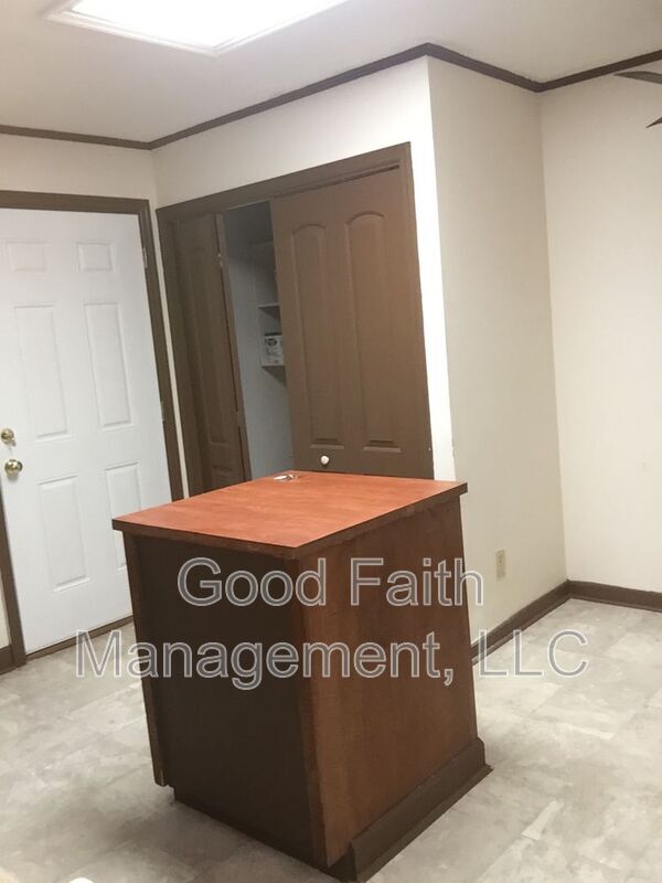 Foto del edificio - 2347 Henry Cir