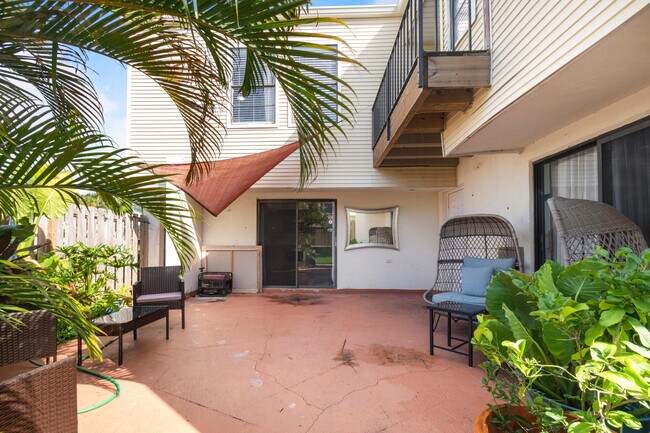 Foto del edificio - 1520 Shaker Cir