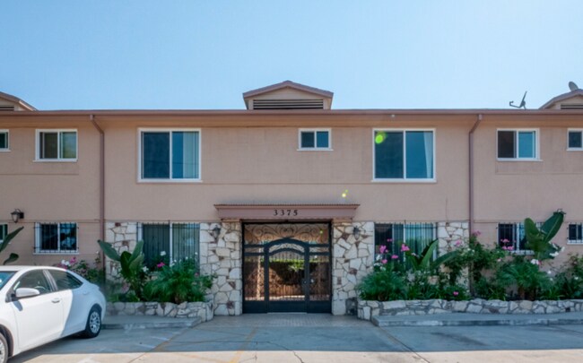 Foto del edificio - 3375 Manning Ave