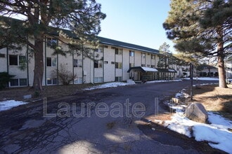 Building Photo - 8826 E Florida Ave