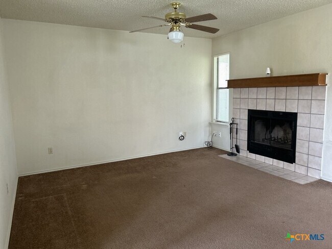 Foto del edificio - 2607 Schulze Dr