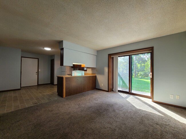 Building Photo - 7810 Stevensville-Baroda Rd