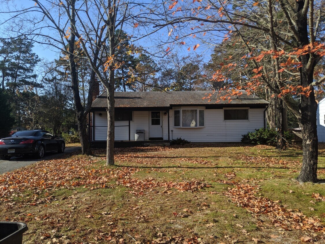 Primary Photo - 317 East Collings Drive