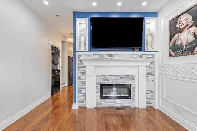 Building Photo - 7219 S Peoria St