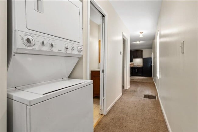 Foto del edificio - 153 Little St SE