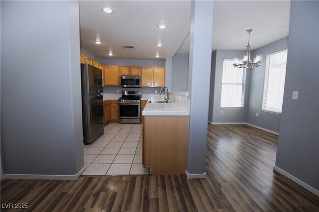Building Photo - 2325 Windmill Pkwy