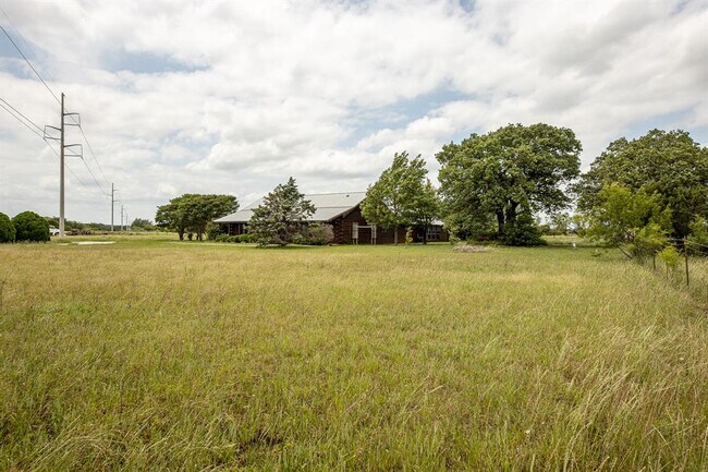 Foto del edificio - 7290 W US Hwy 377