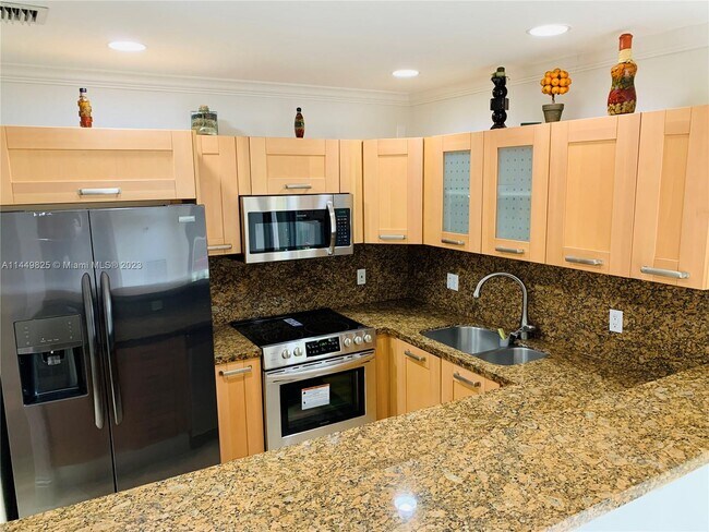 Foto del edificio - 3268 SW 25th Terrace